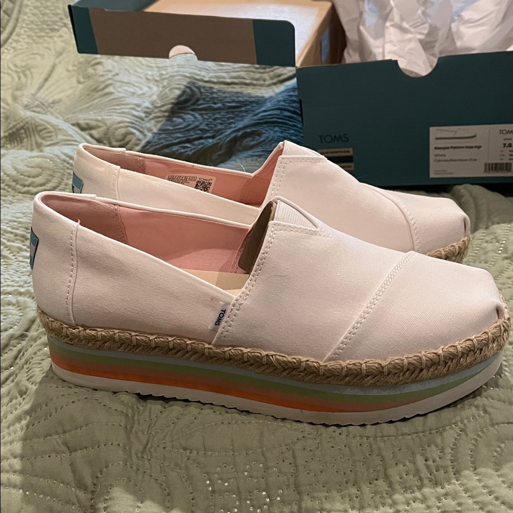 TOMS Classic White Canvas Slip-Ons - Picture 2 of 7